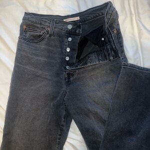 BLACK LEVI DENIM JEANS